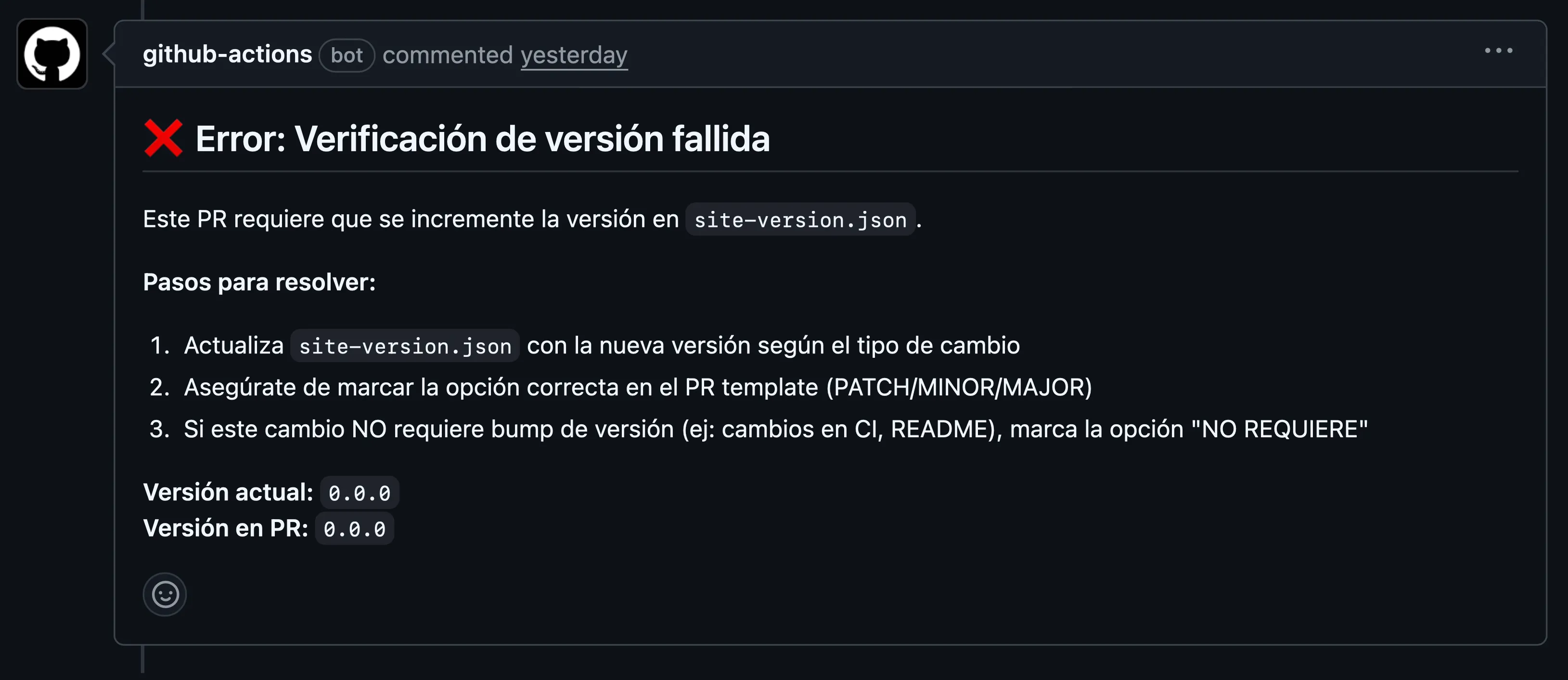 Captura de pantalla de un pull request en GitHub mostrando una advertencia de que la verificación de versión ha fallado.